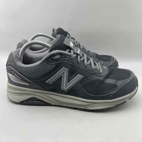 New Balance 1540v3 Running Shoes Men Size 10.5 EE Wide Gray Comfort Low Sneakers - Picture 1 of 10